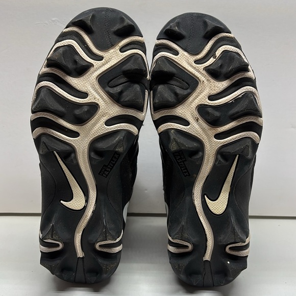Kids Nike Cleats Black Youth Size 2.5 Velcro Strap - Picture 7 of 9